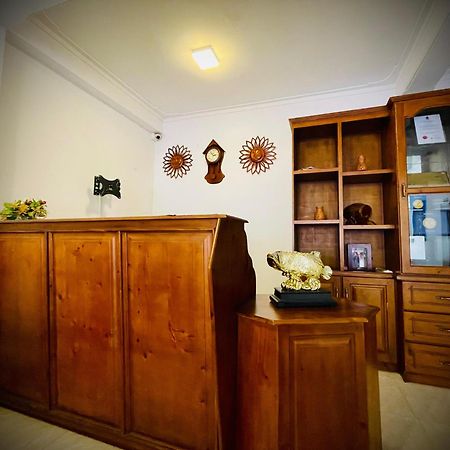 Hotel Grand Casa Κάντι Εξωτερικό φωτογραφία