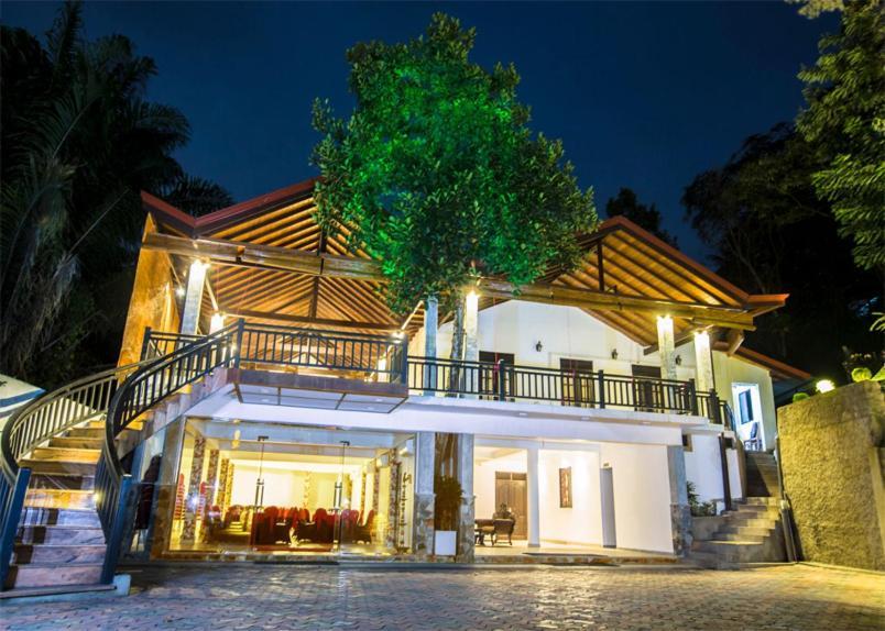 Hotel Grand Casa Κάντι Εξωτερικό φωτογραφία